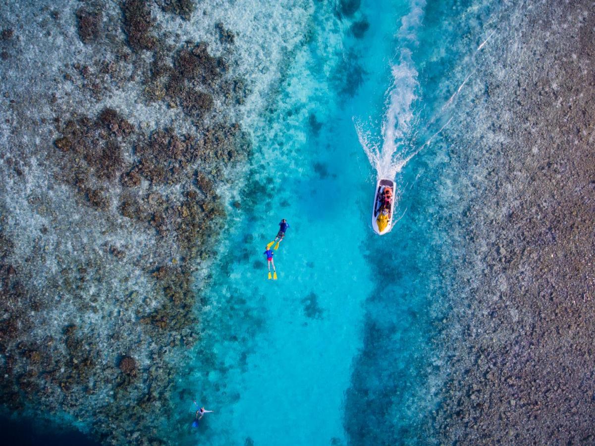 Lily Beach Resort And Spa Huvahendhoo Island Exterior foto